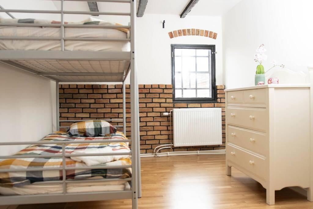 Historical Malt Factory Apartment, 6 Bedrooms, Sleeps 12 , Hot Tub Helsingborg Buitenkant foto